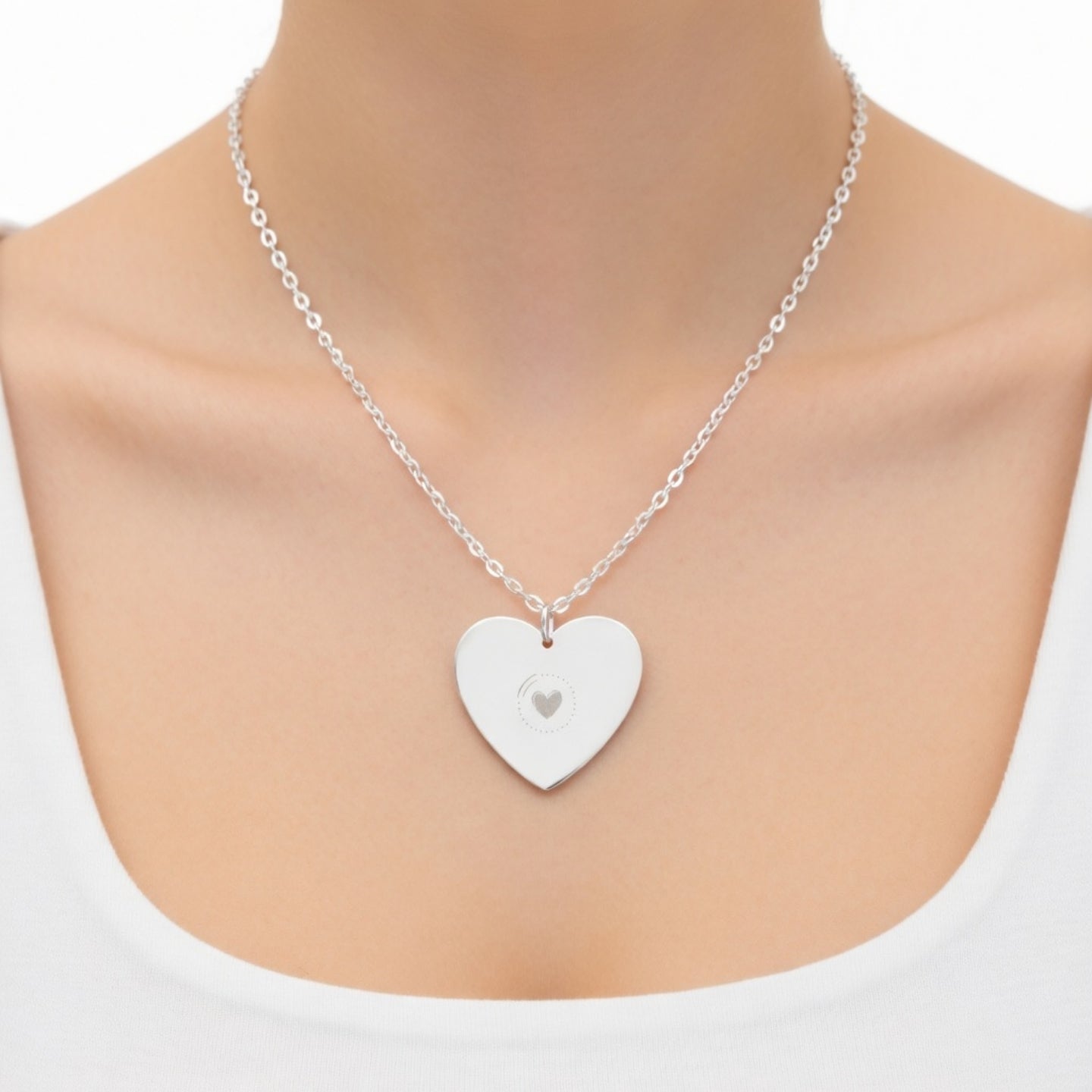 Pearlvy Gravierbare Herzkette — Personalisierter Anhänger aus 925er Silber